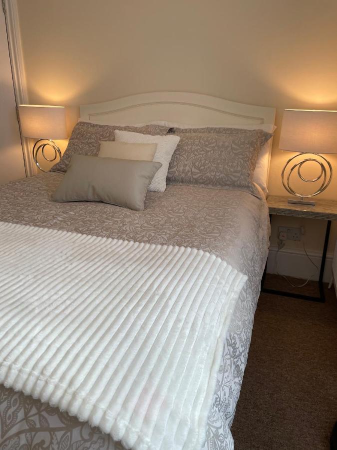 Caris Guest House เซาเทนด์ ออน ซี ภายนอก รูปภาพ