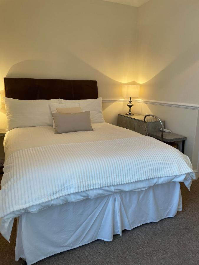 Caris Guest House เซาเทนด์ ออน ซี ภายนอก รูปภาพ
