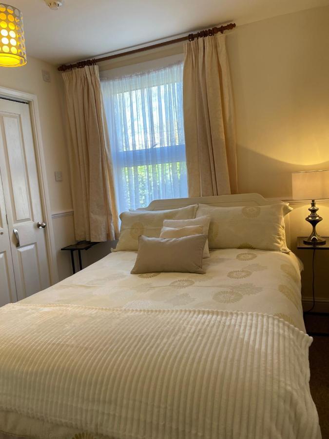 Caris Guest House เซาเทนด์ ออน ซี ภายนอก รูปภาพ